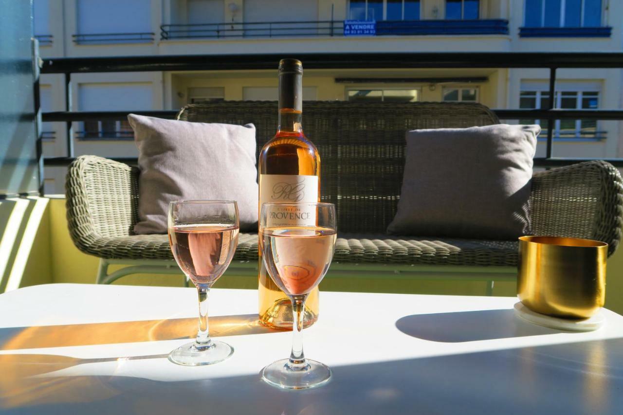 Nestor&jeeves - Galet Terrasse - - Very Close Sea